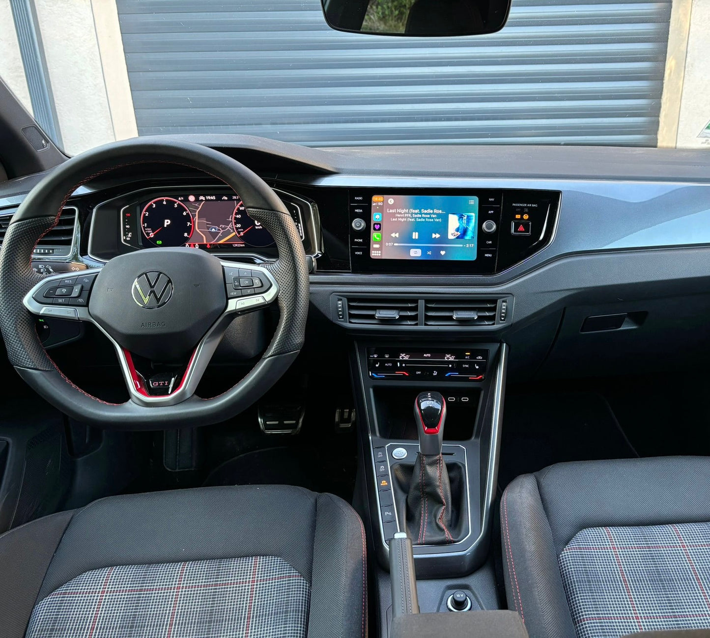 VOLKSWAGEN POLO GTI