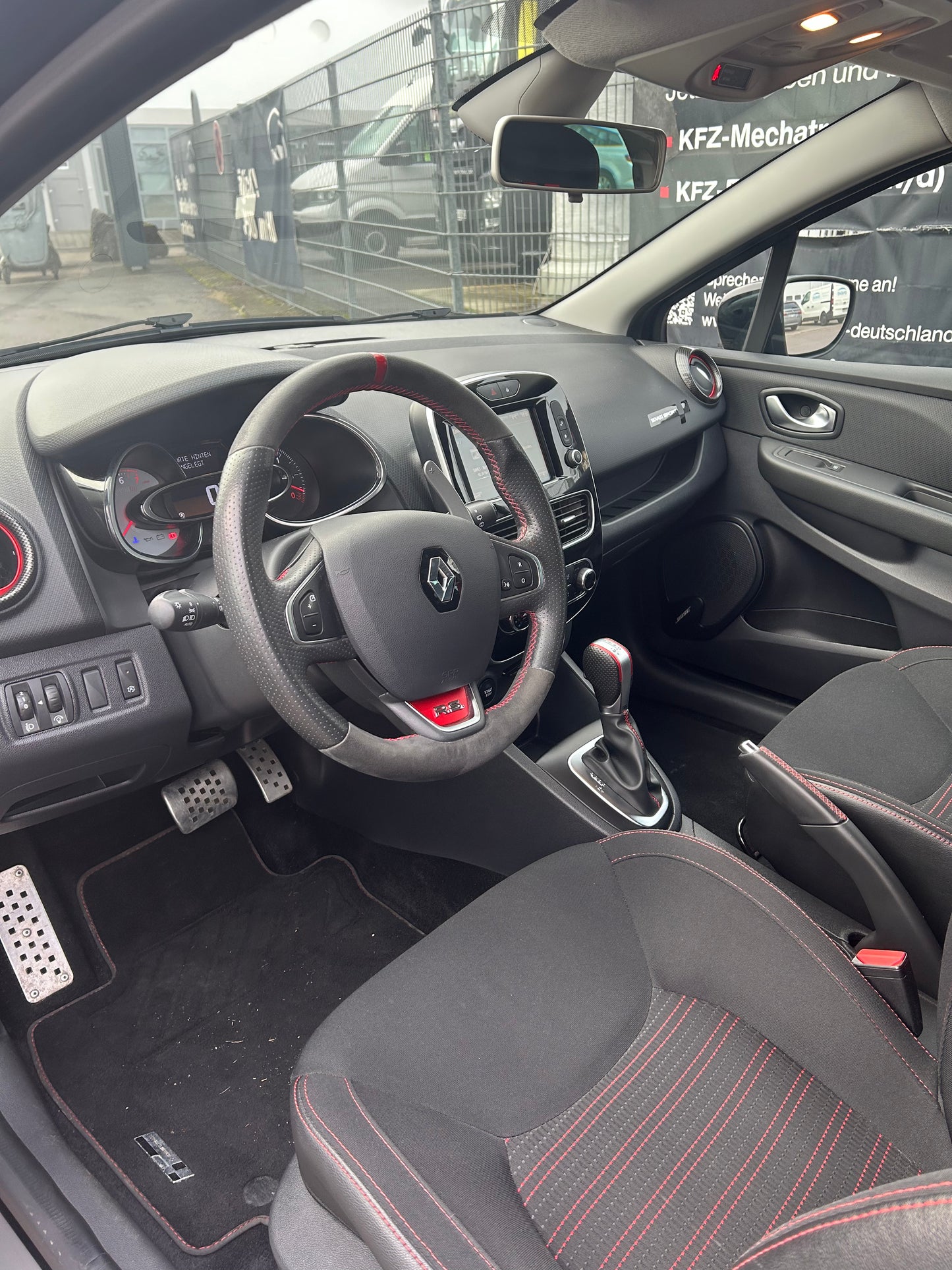 RENAULT CLIO RS18 0741