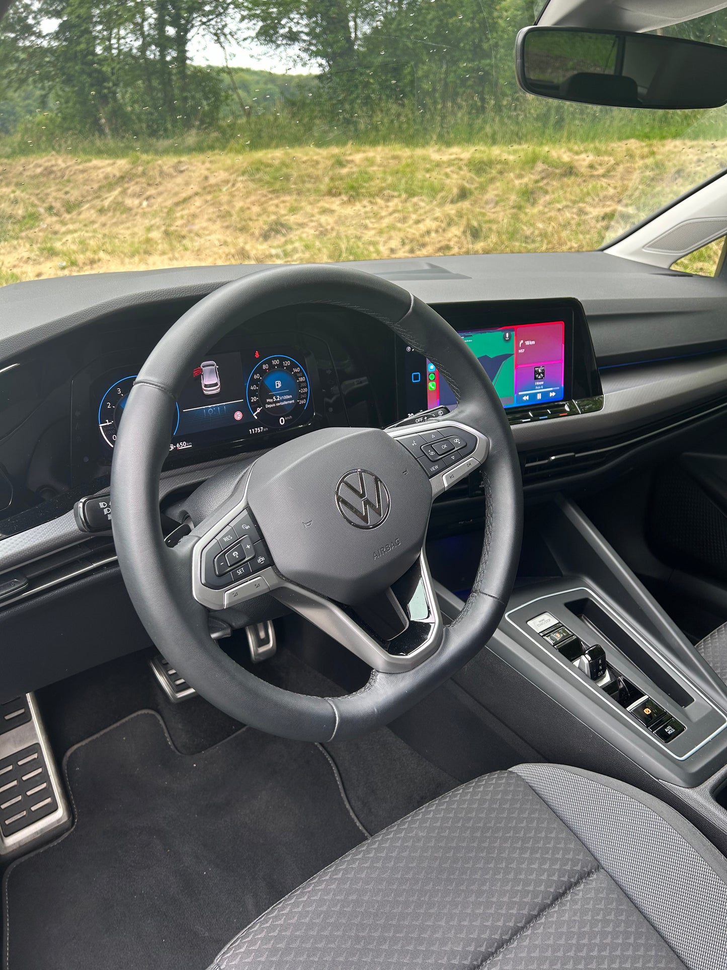 VOLKSWAGEN GOLF 8 E-TSI