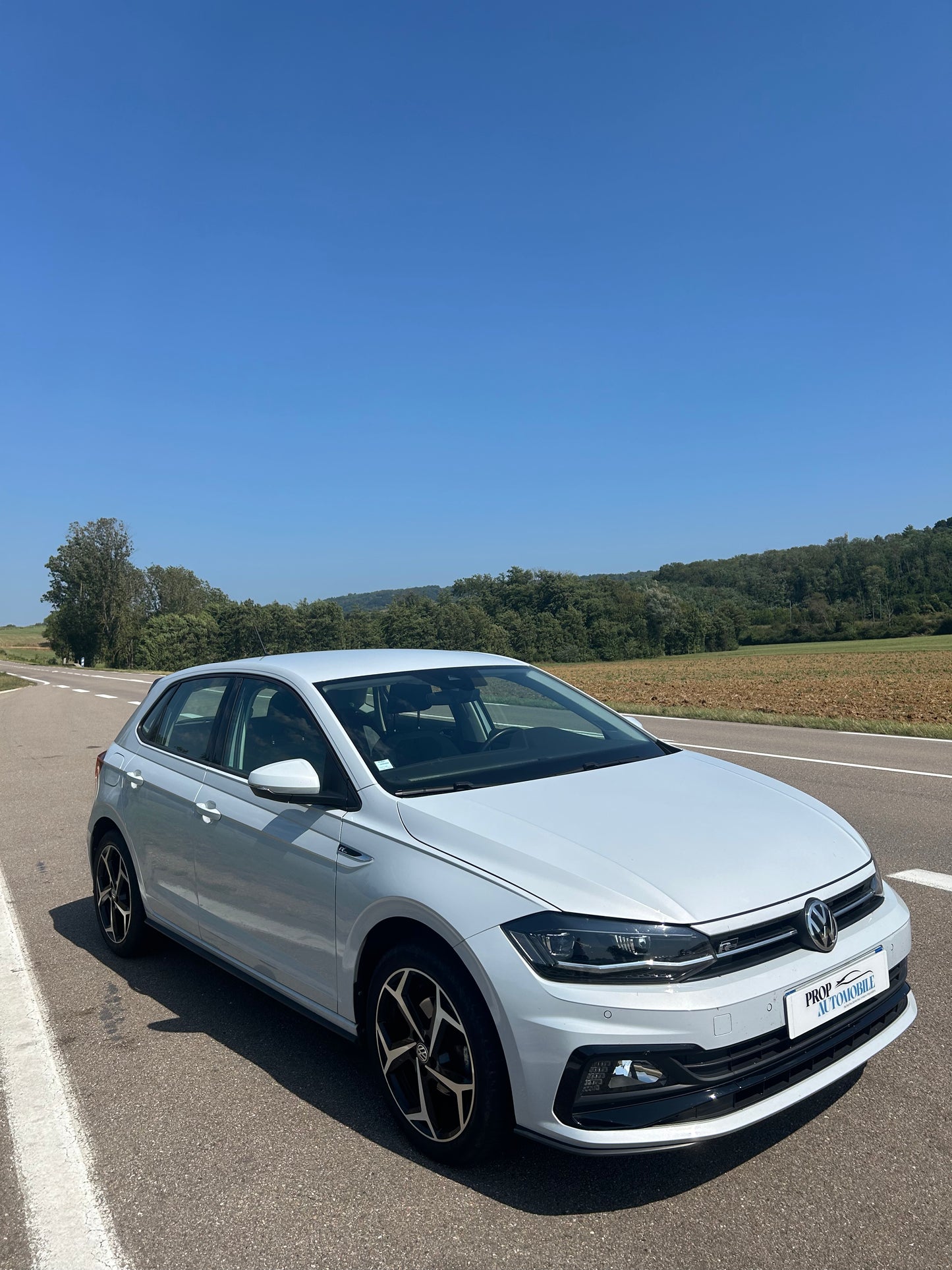VOLKSWAGEN POLO R LINE