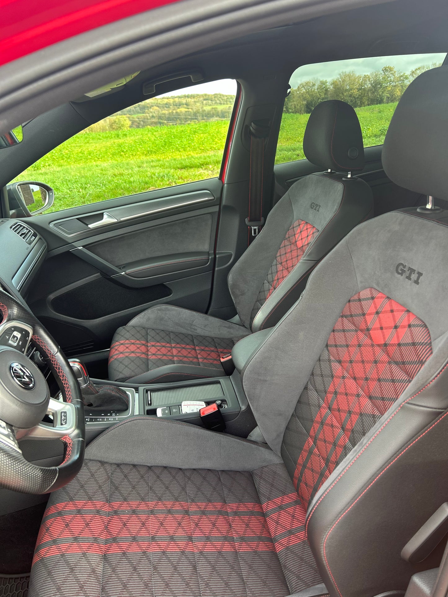 VOLKSWAGEN GOLF 7 GTI TCR