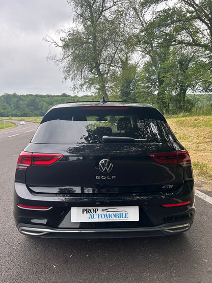 VOLKSWAGEN GOLF 8 E-TSI